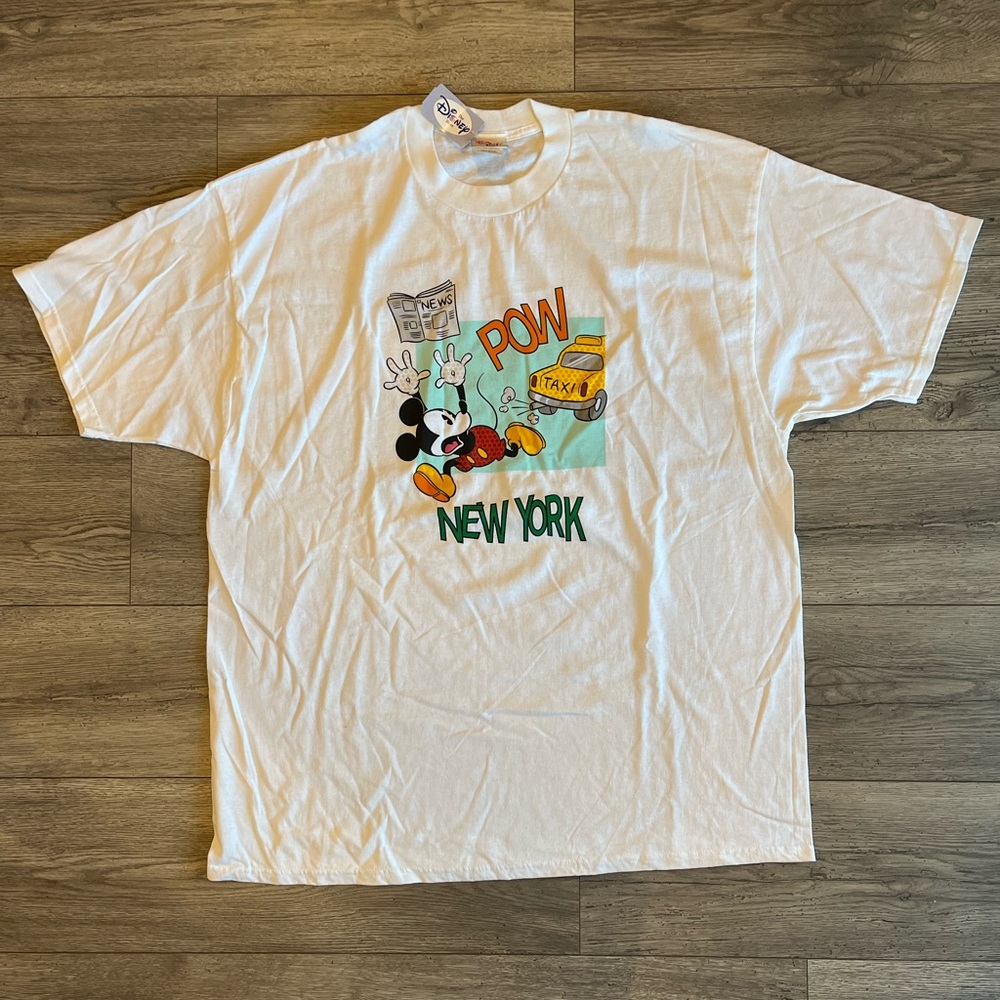 The Disney Store Vintage Mickey Mouse Pow New York NYC Cartoon T-Shirt NWT XXL